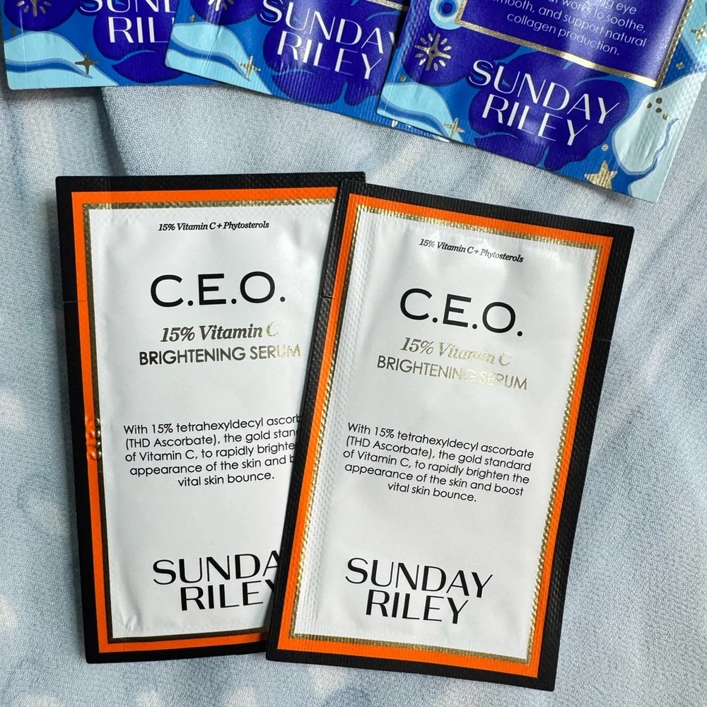 ✨ Sunday Riley Skincare Discovery Travel Bundle + 9 Samples! ✨